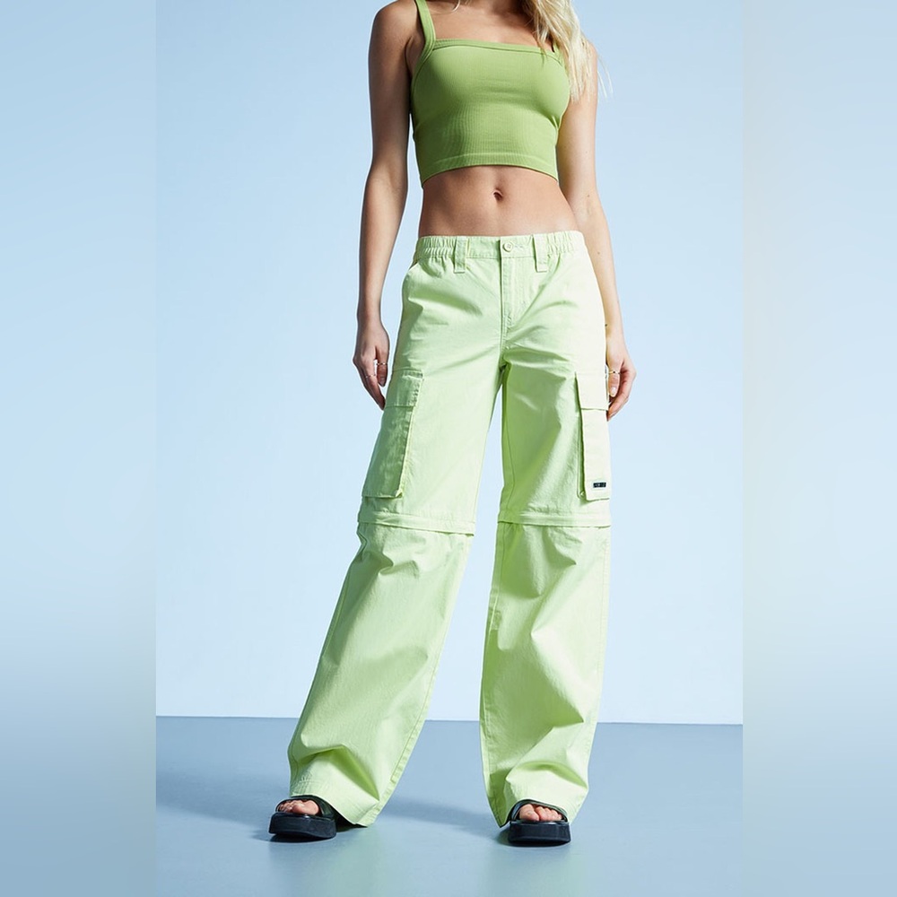 NWT !! Womens Lime PacSun low rise zip off pants. From pants to cargo .